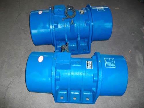0.75KW YZU-10-6振動(dòng)電機(jī)