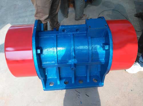 0.75kw YZU-5-8振動(dòng)電機(jī)